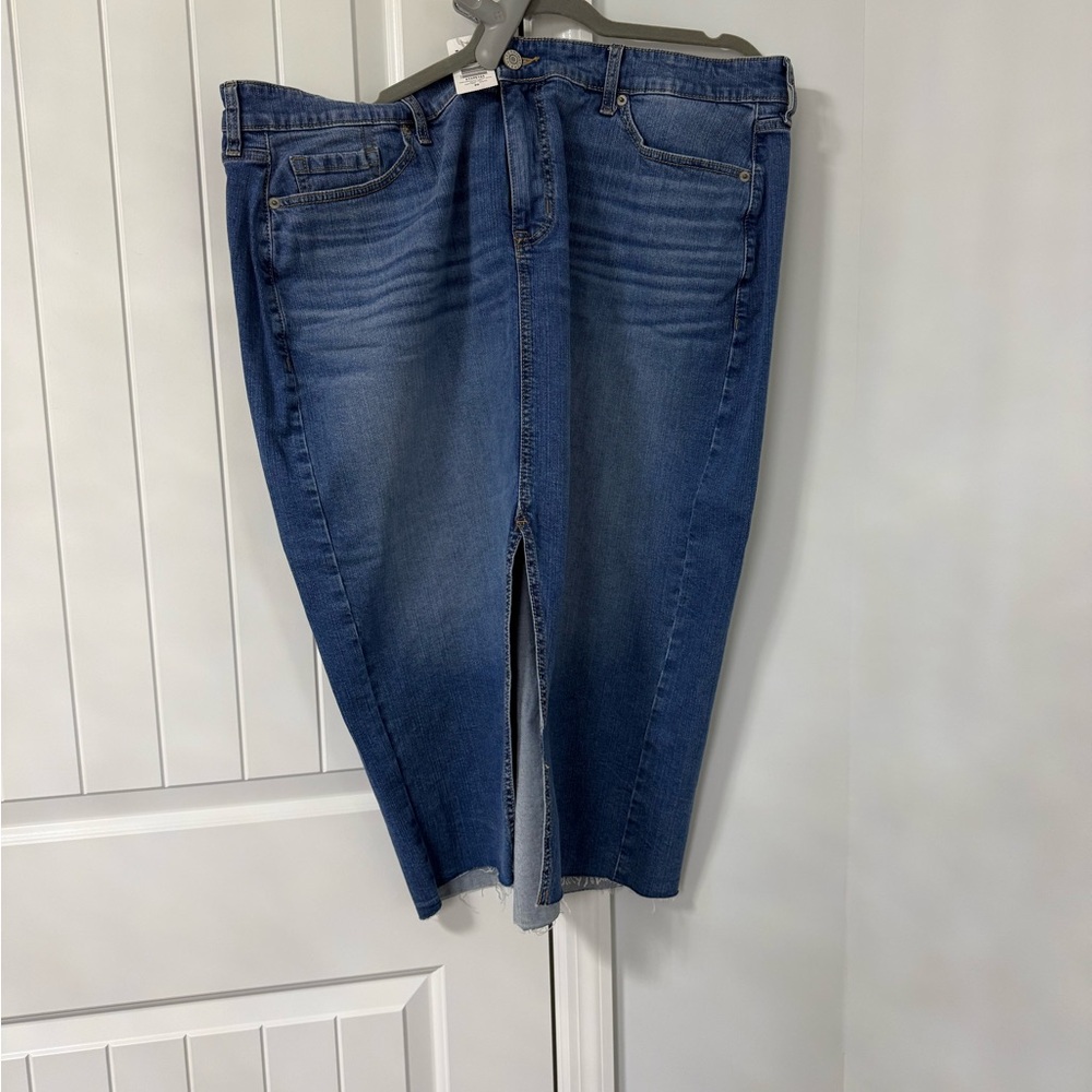 Blue Women's Denim Midi Skirt with Front Slit